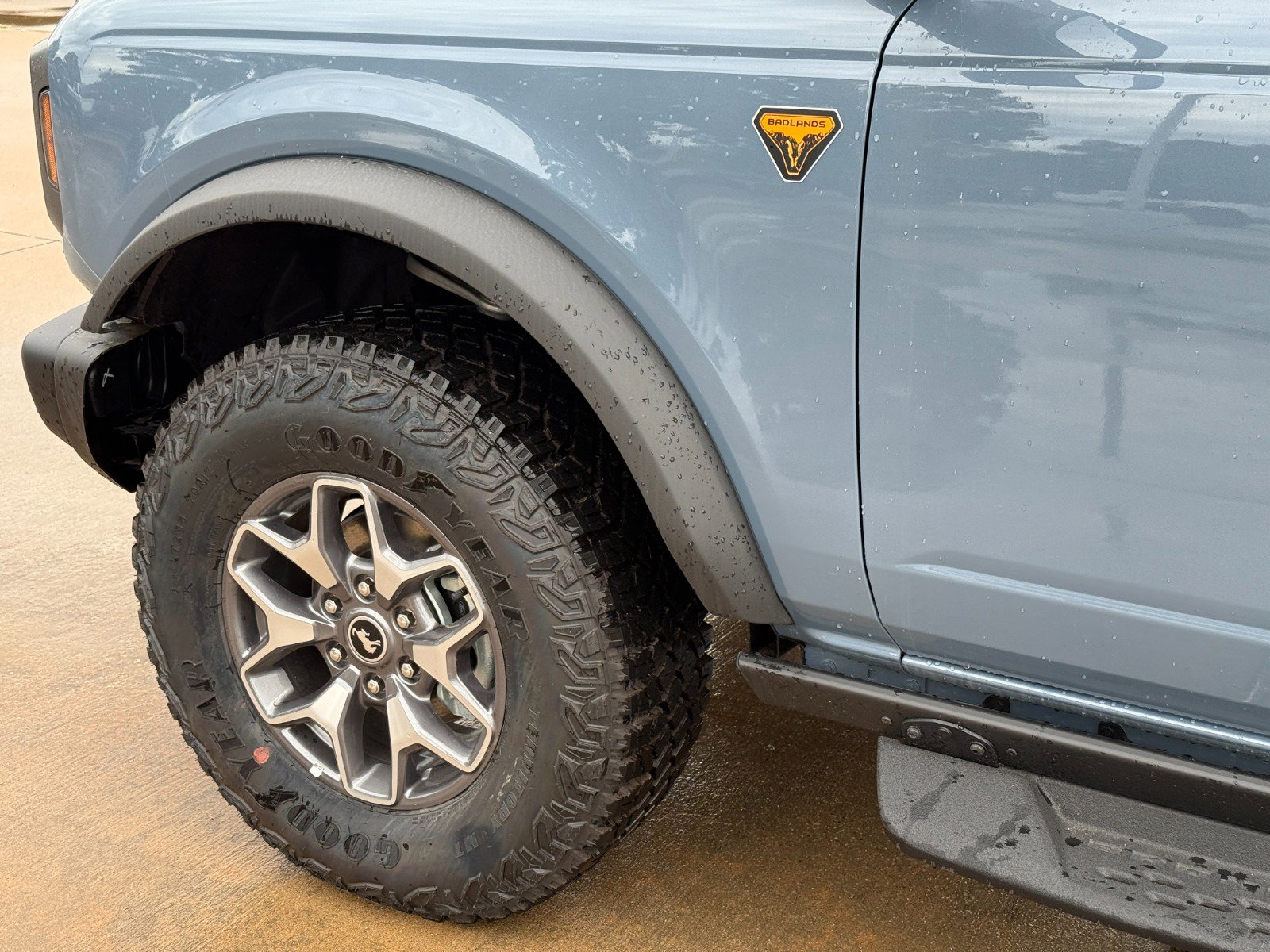 2025 Ford Bronco 4-Door Badlands - Photo 9