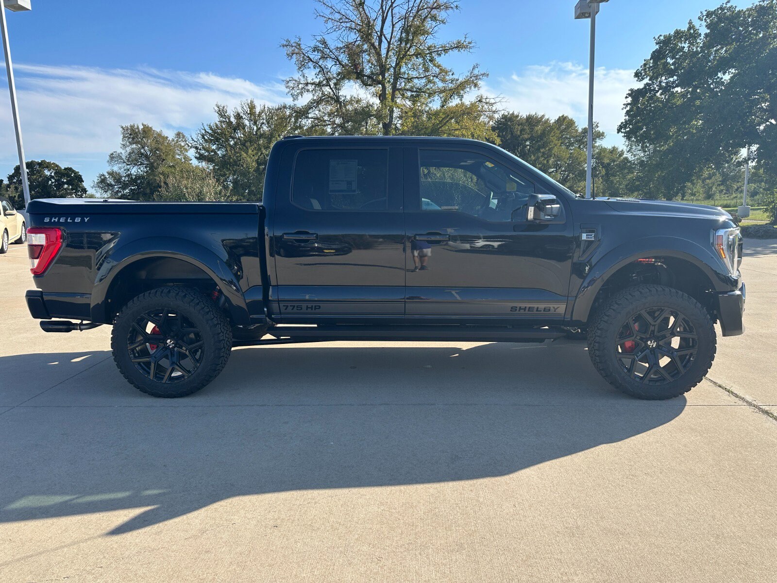 2023 Ford F-150 photo 4