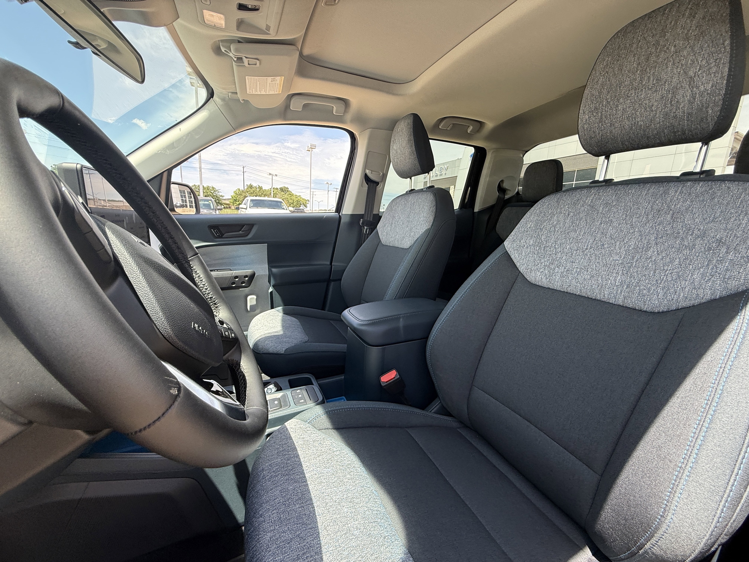 2025 Ford Maverick XLT - Photo 10
