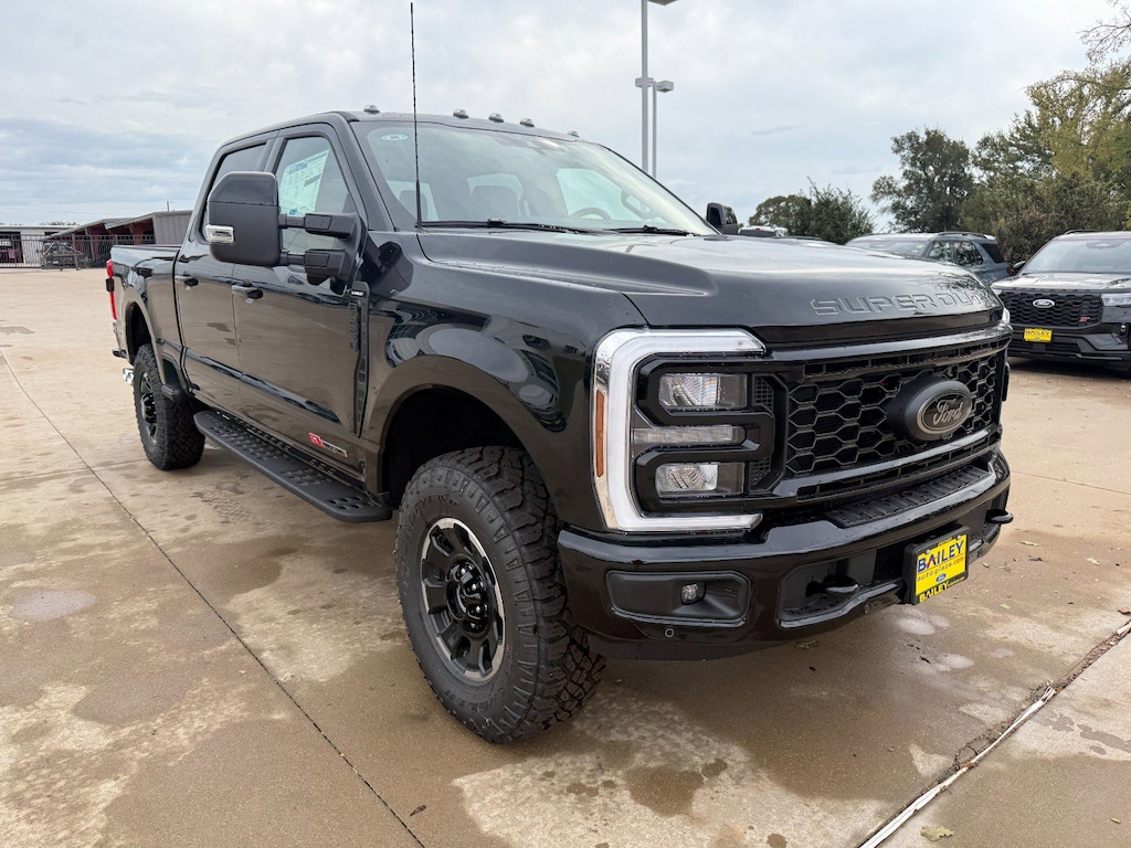 New 2025 Ford F250 LARIAT
