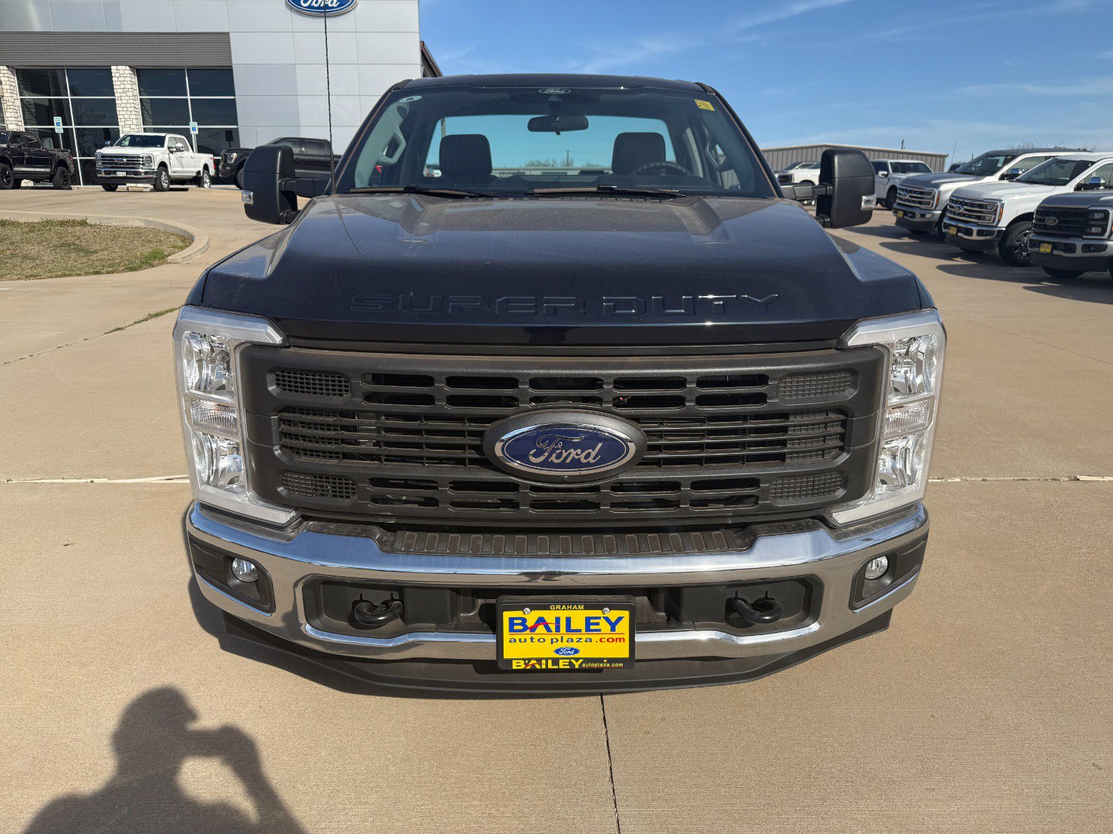 2025 Ford F-250 photo 2