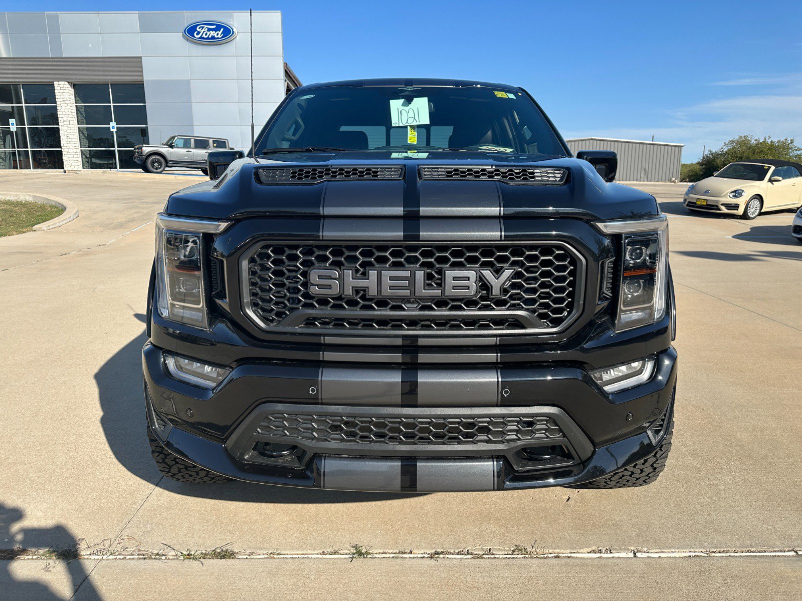 2023 Ford F-150 photo 2