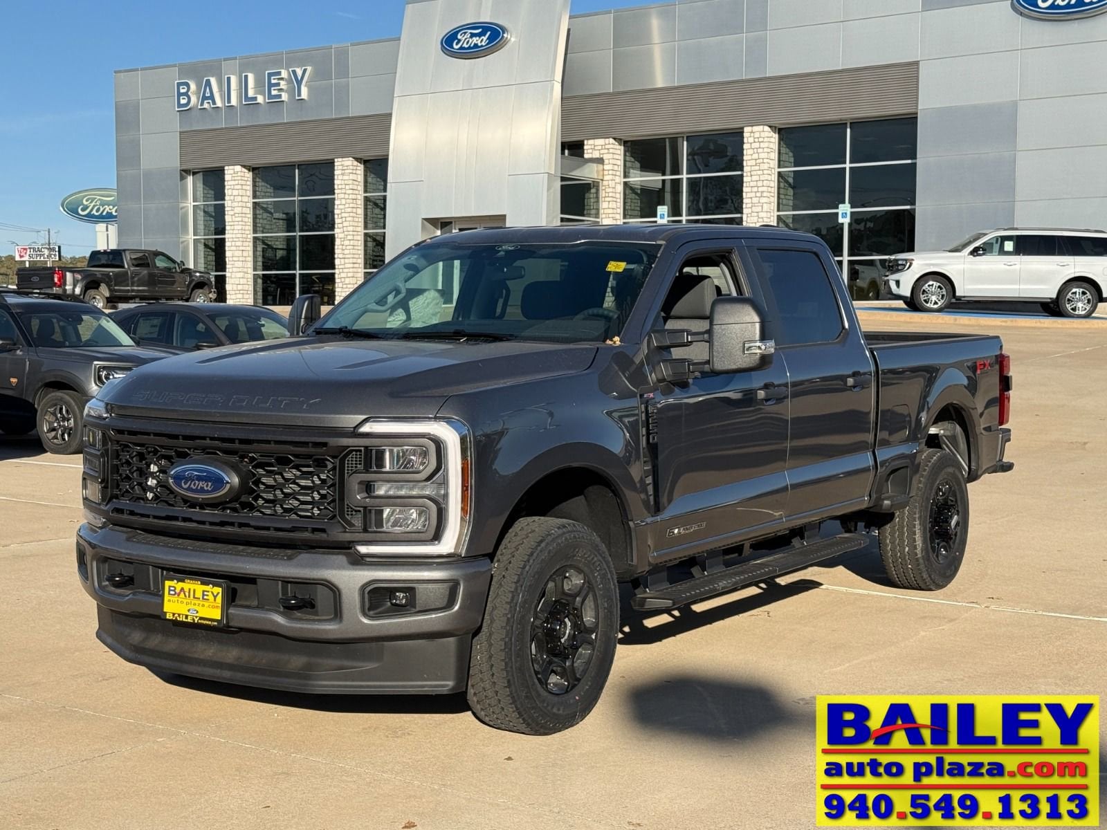 2025 Ford F-250 Super Duty XL's photo