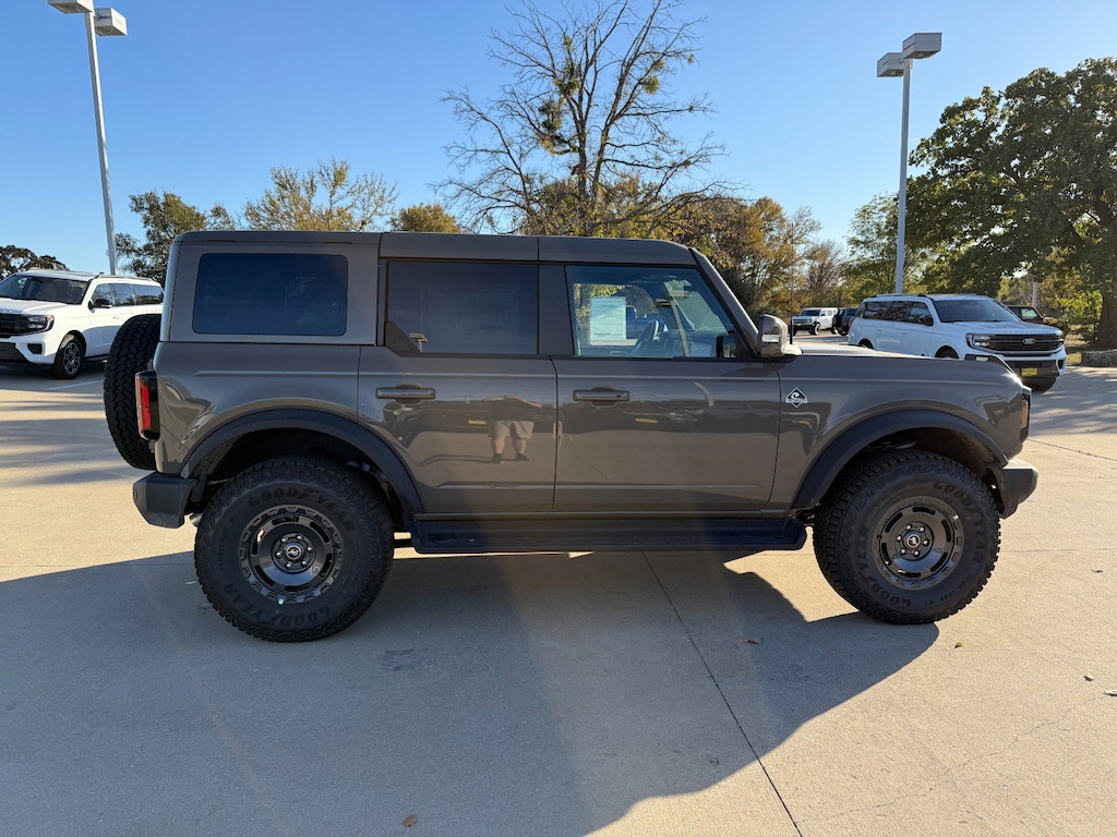 New 2025 Ford Bronco OUTER BANKS