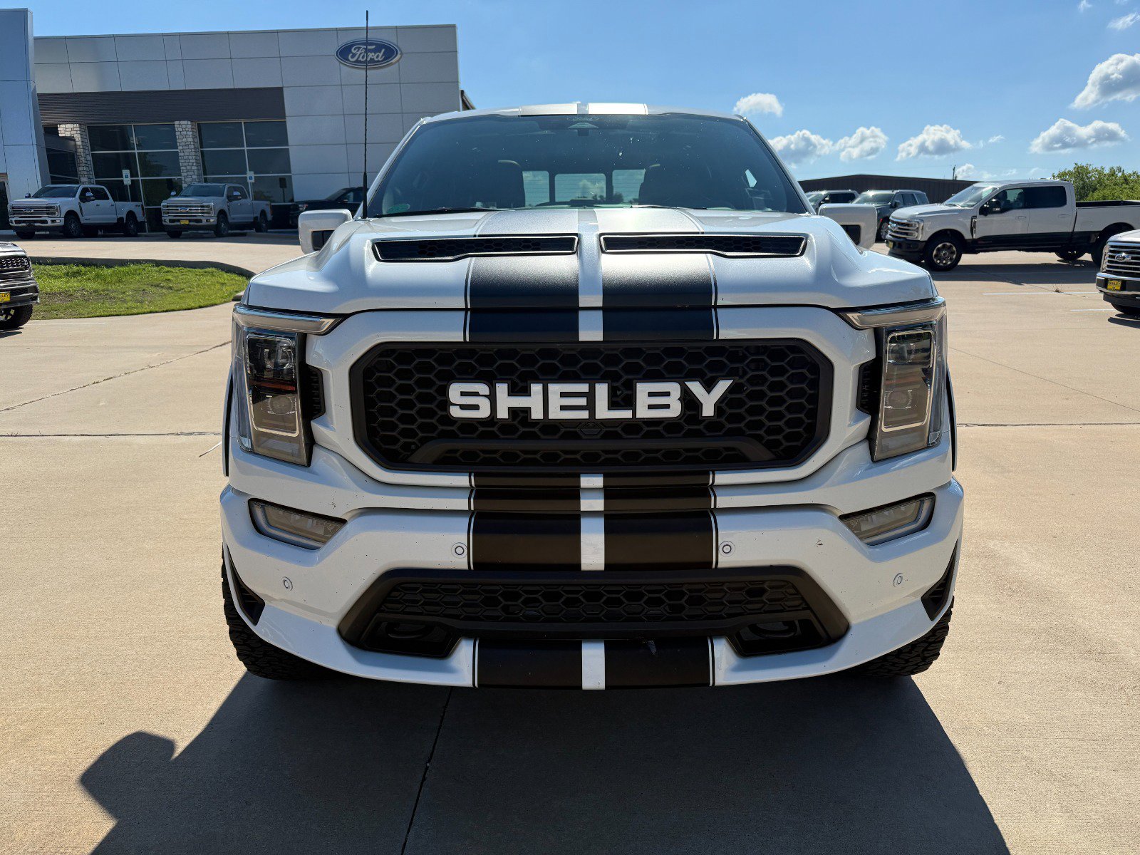 2022 Ford F-150 photo 2