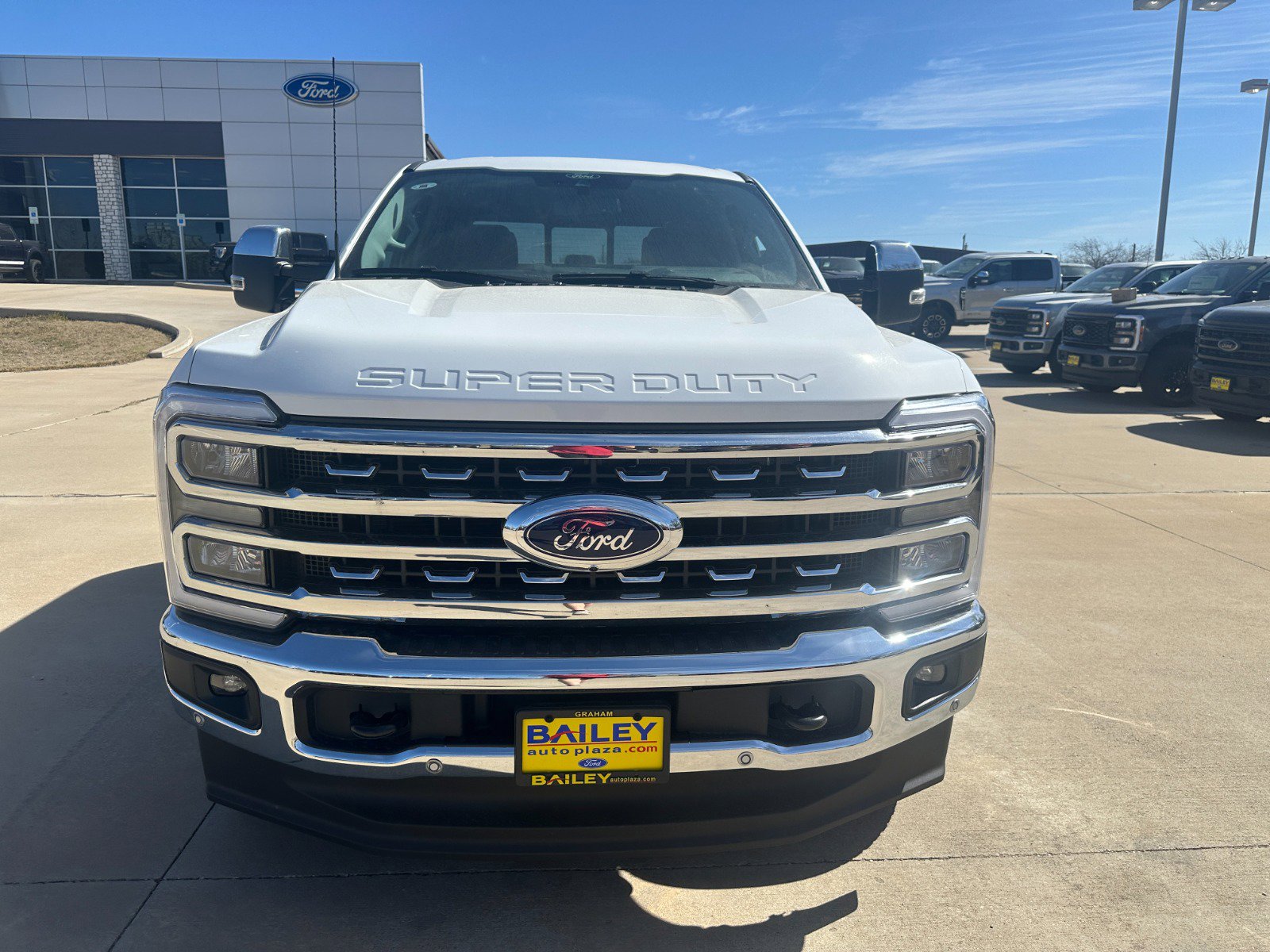 2025 Ford F-250 photo 2