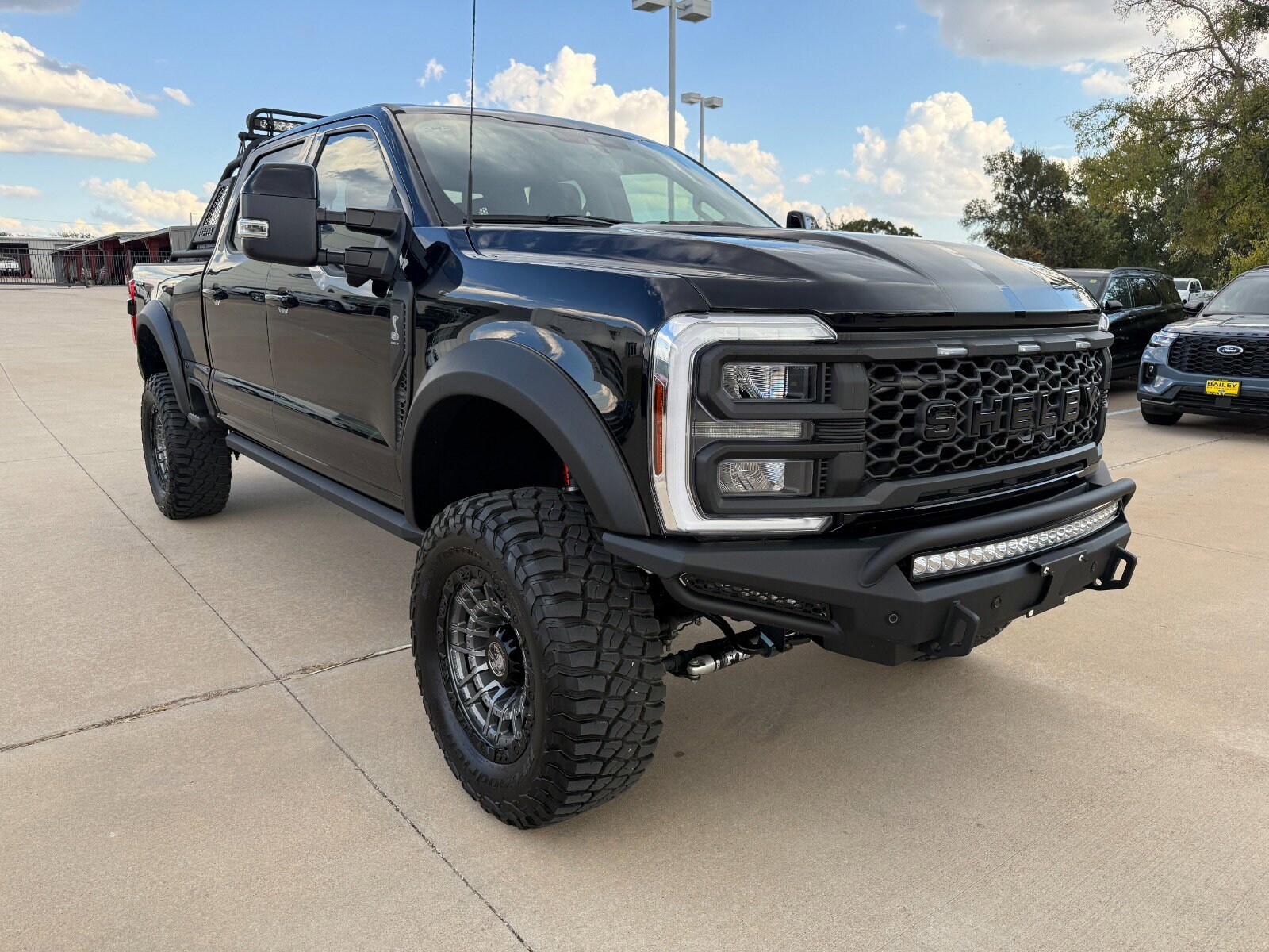 2024 Ford F-250 Lariat photo 2
