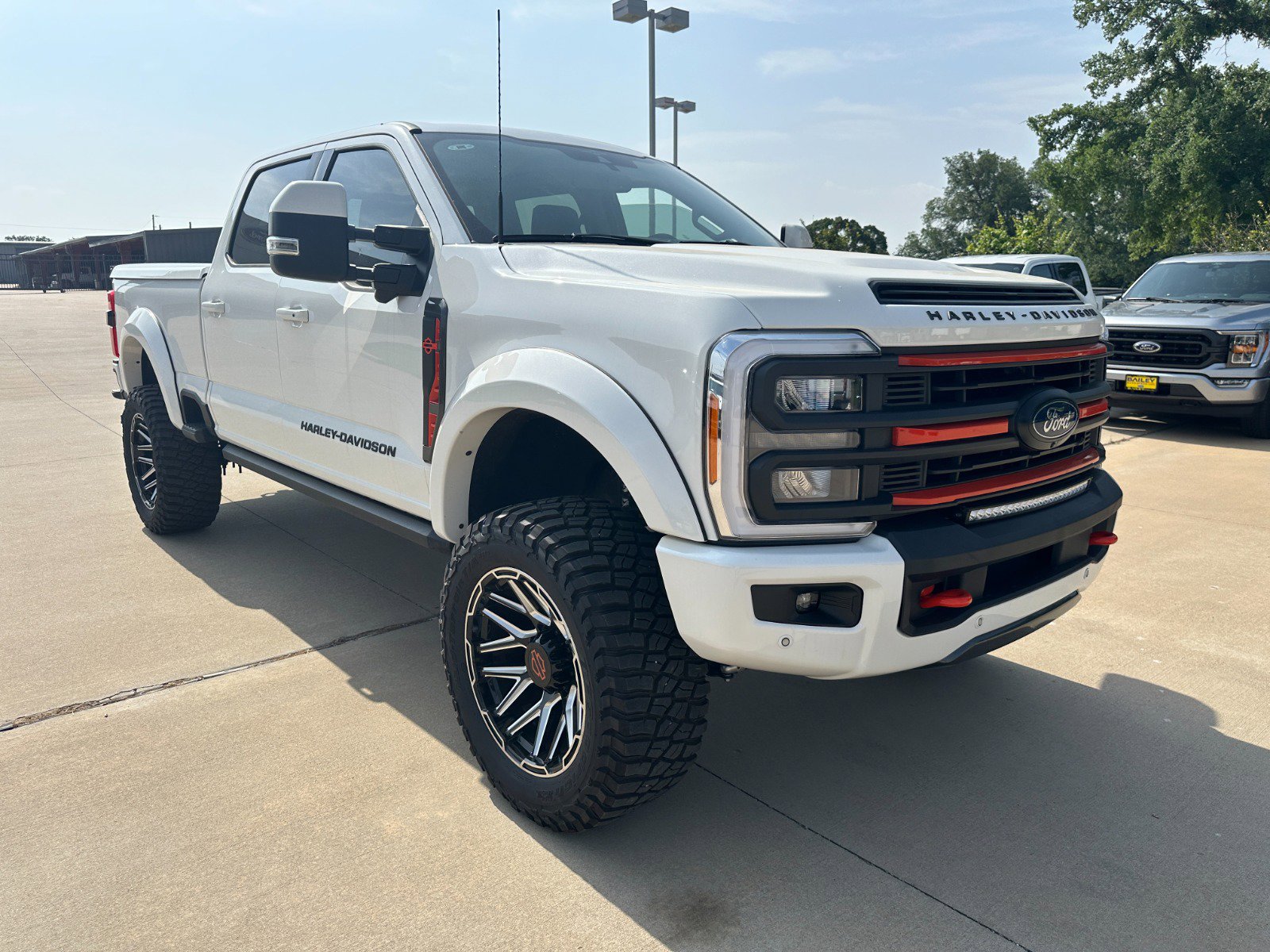 2023 Ford F-250 photo 3