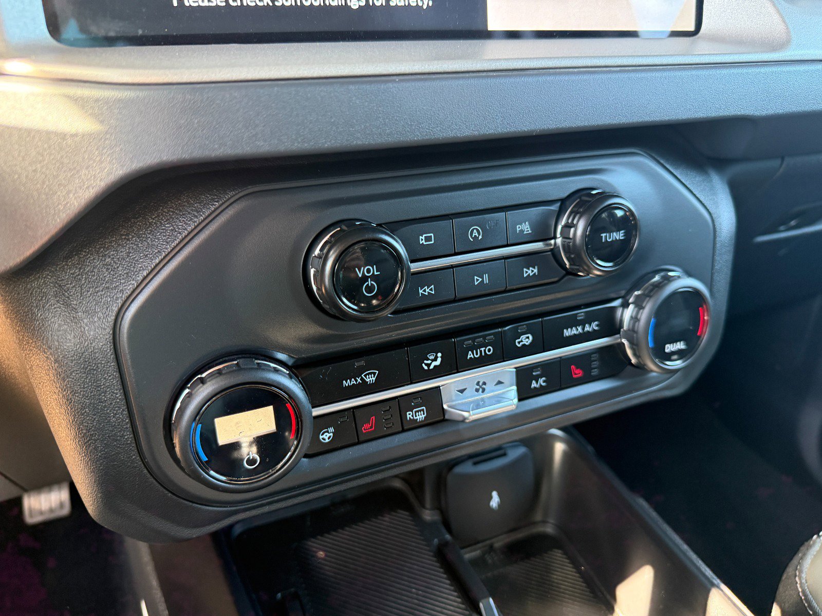 2025 Ford Bronco 4-Door Outer Banks - Photo 13