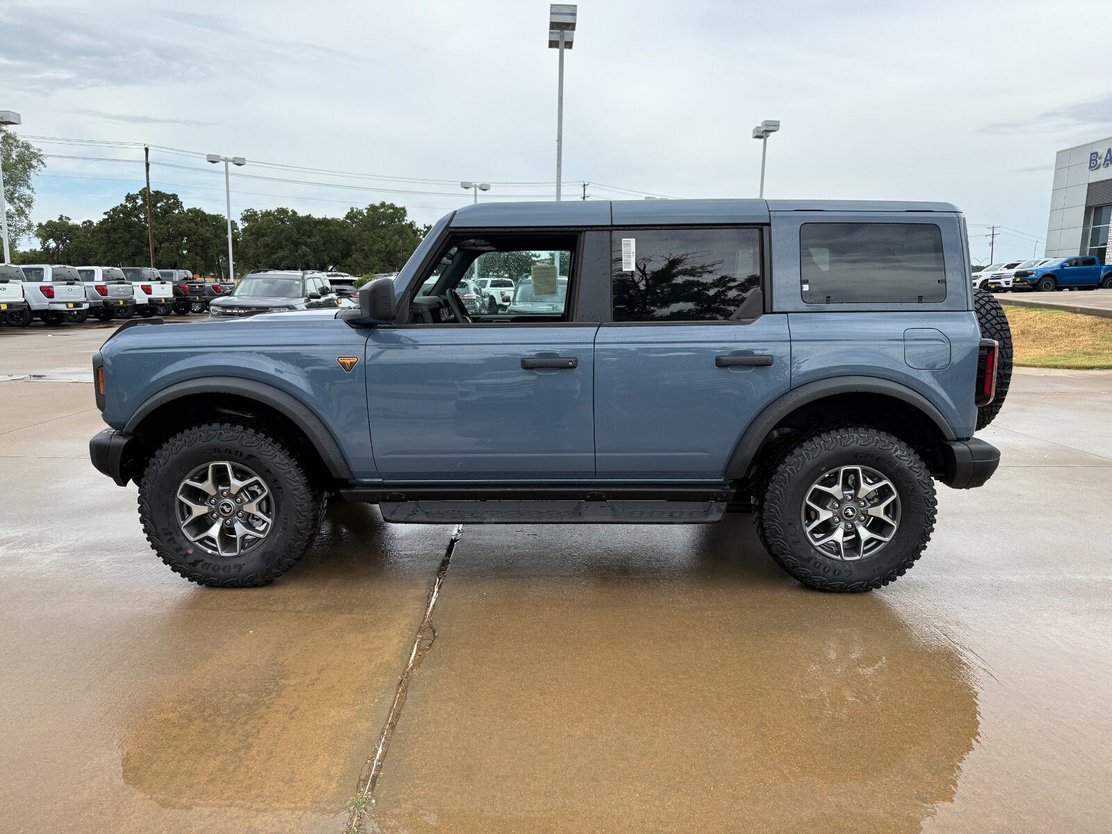 2025 Ford Bronco 4-Door Badlands - Photo 8