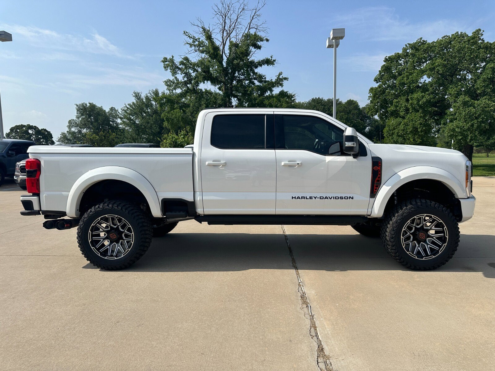 2023 Ford F-250 photo 4