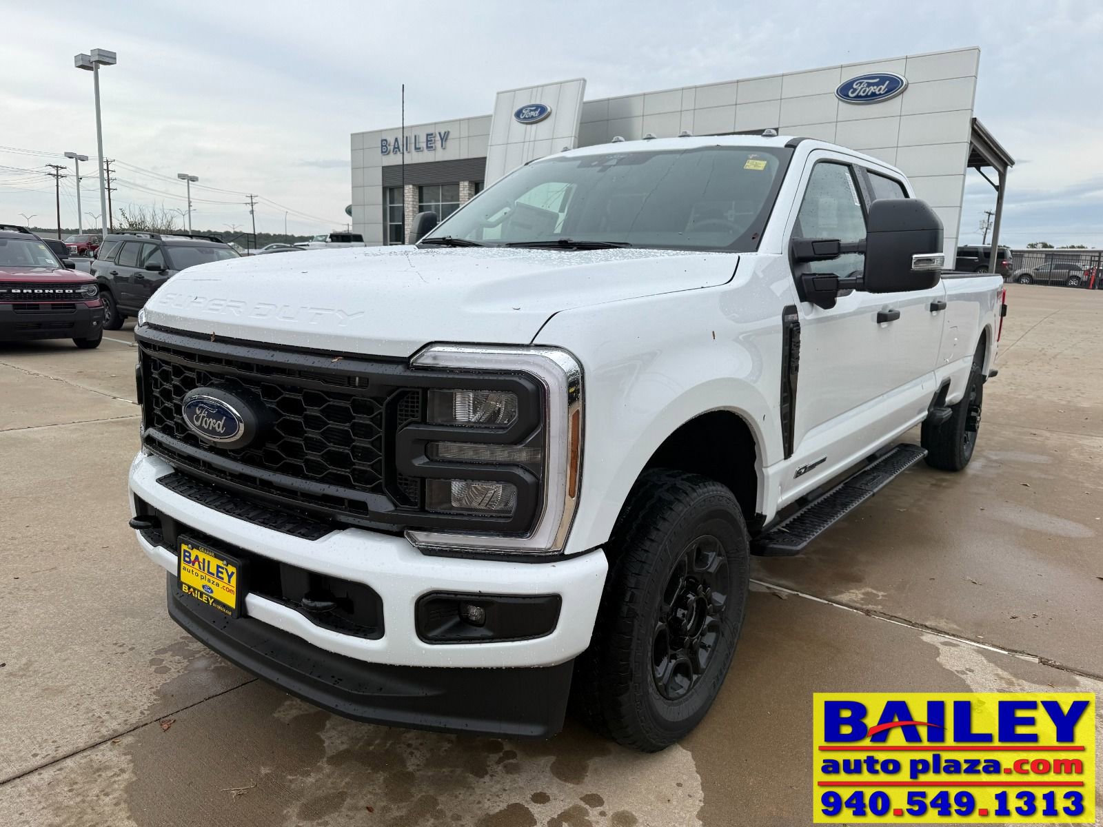 2026 Ford F-350 Super Duty XL's photo