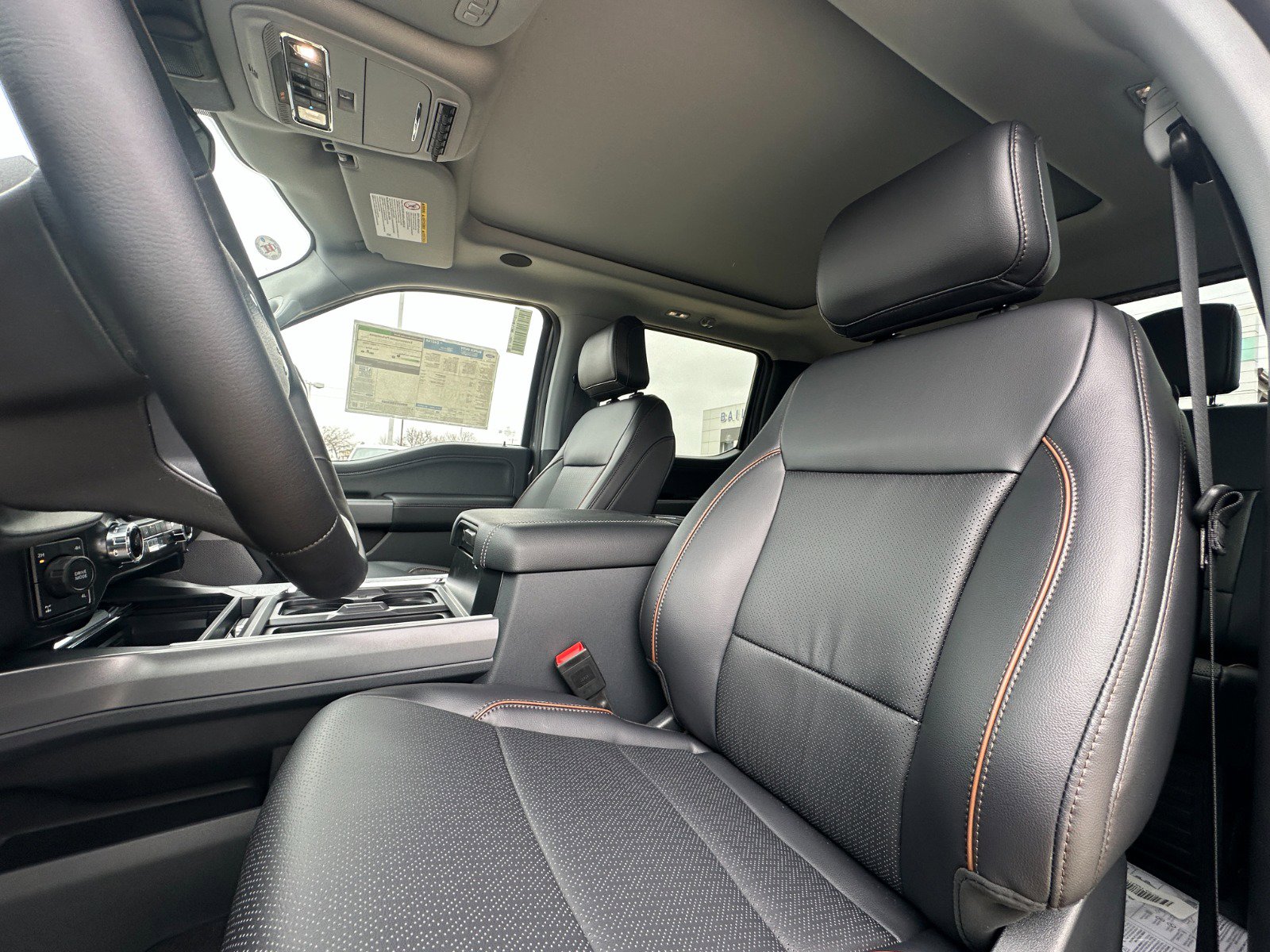 2025 Ford F-250 Super Duty Lariat - Photo 10