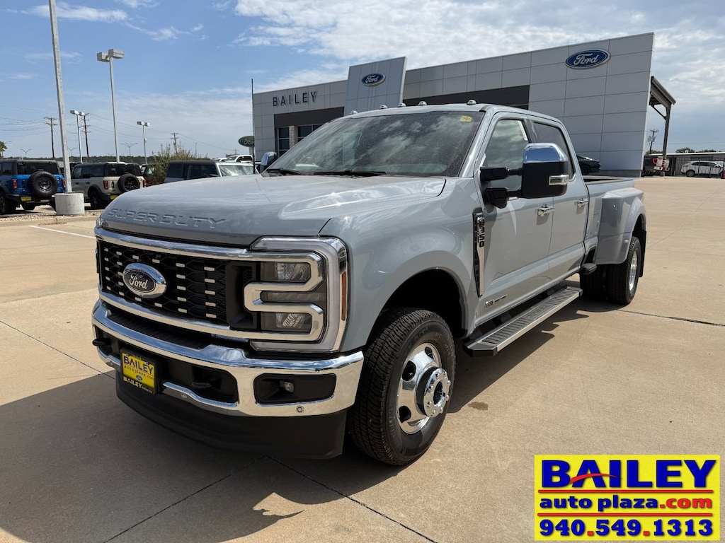 New 2026 Ford F-350 Lariat