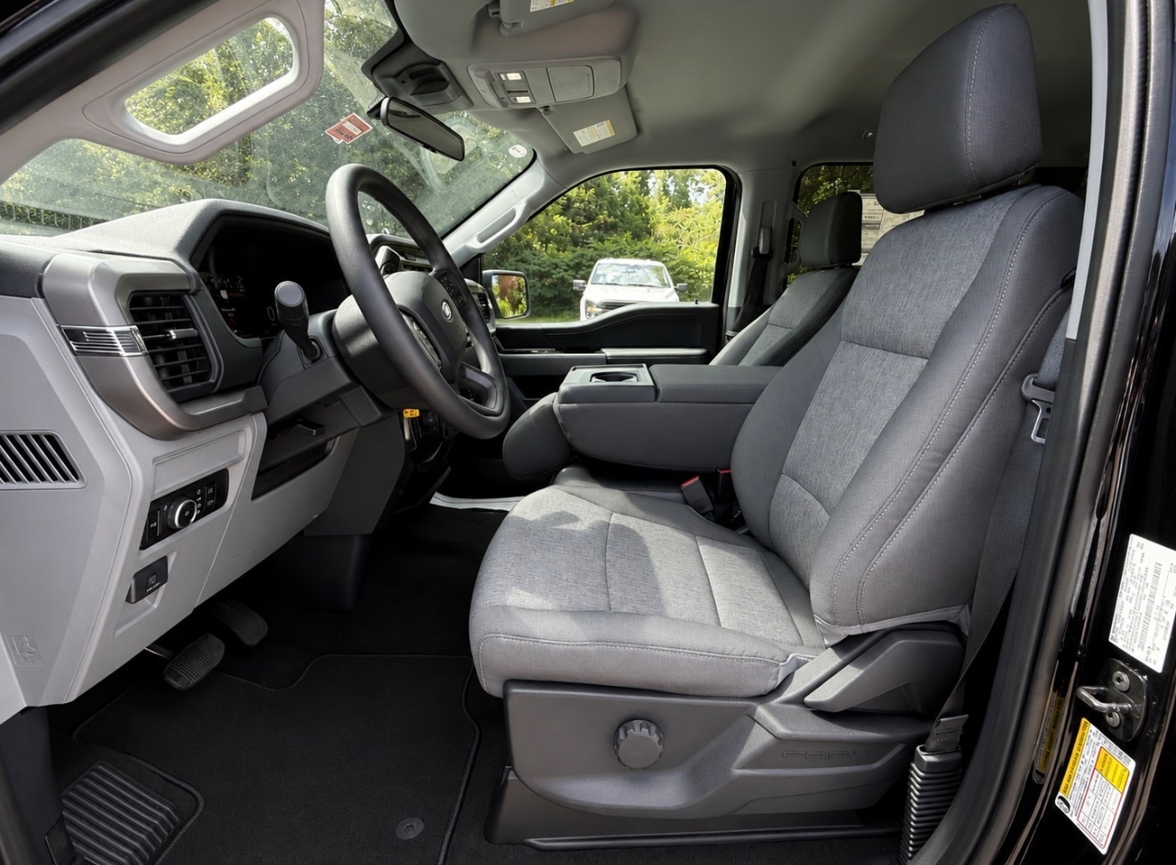 2026 Ford F-150 XLT - Photo 11