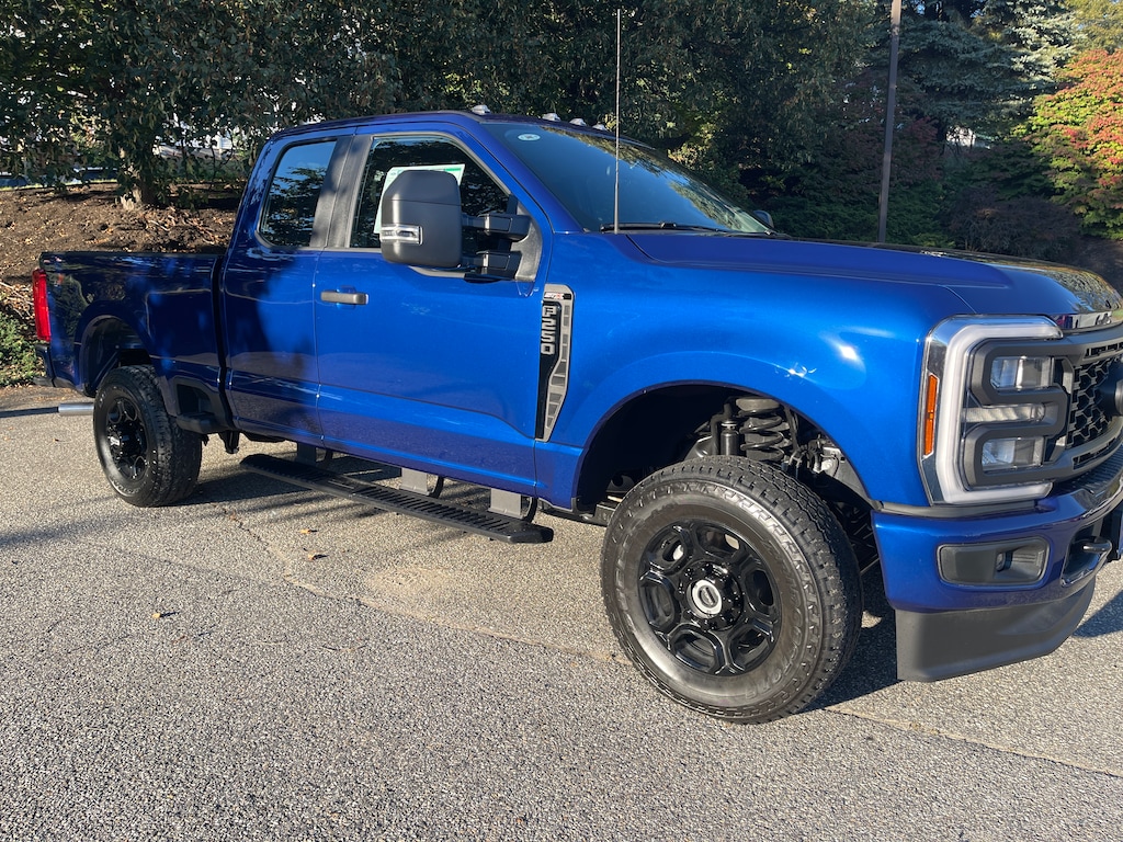 New 2026 Ford Super Duty F-250 SRW STX XL 4WD SuperCab 6.75 Box