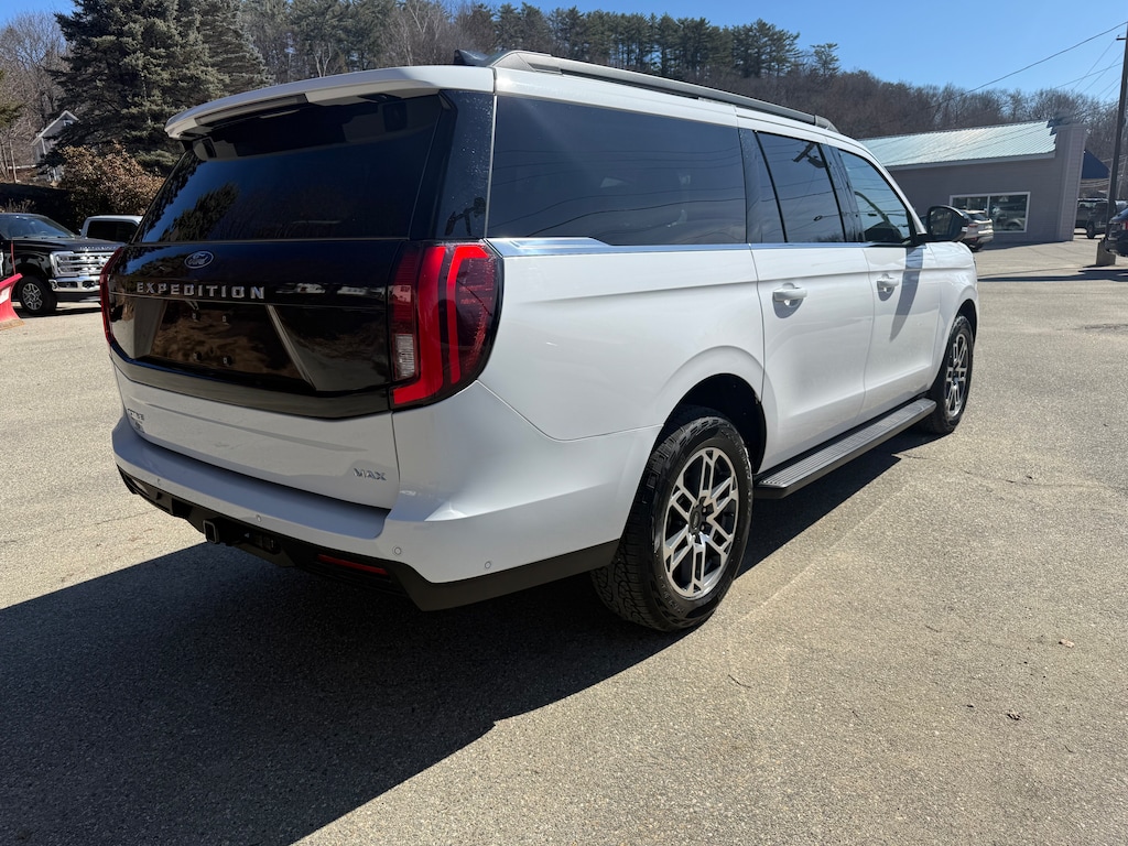 Used 2025 Ford Expedition Max Active SUV
