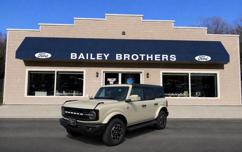 New 2026 Ford Bronco Outer Banks SUV