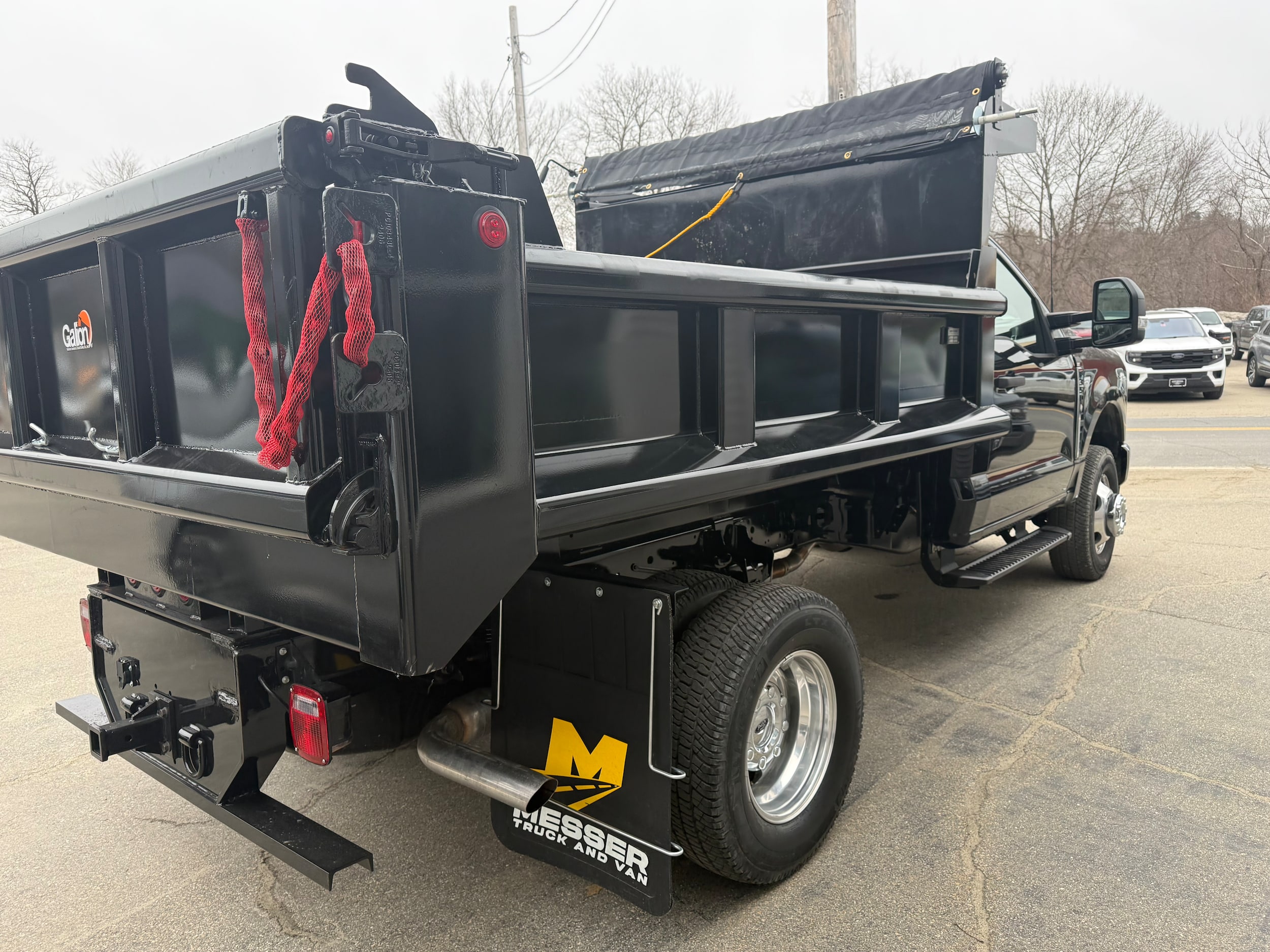2026 Ford F-350 Super Duty Chassis Cab XLT - Photo 6