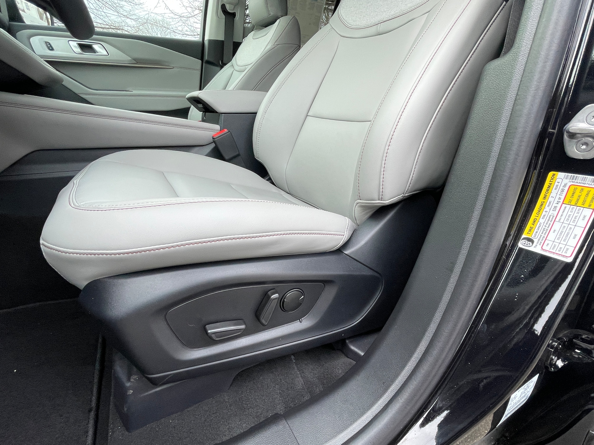 2026 Ford Explorer Active - Photo 9