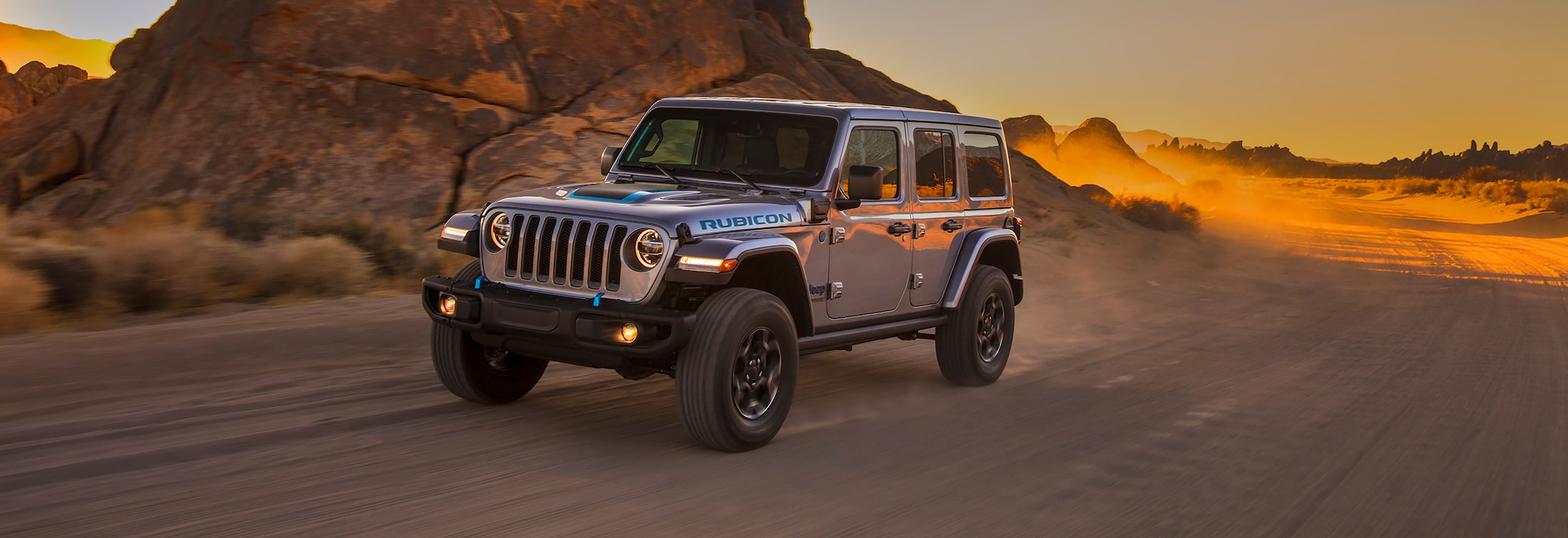 https://pictures.dealer.com/b/baileysmotorsalescllc/0076/55c30be9c1ff8dd4dbf7d3a65f54a1cfx.jpg