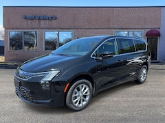 2027 Chrysler Pacifica SELECT AWD Passenger Van