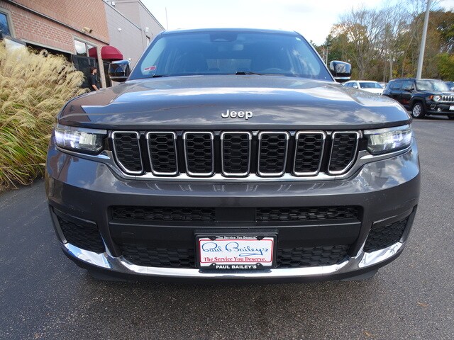 2021 Jeep Grand Cherokee Limited photo 3
