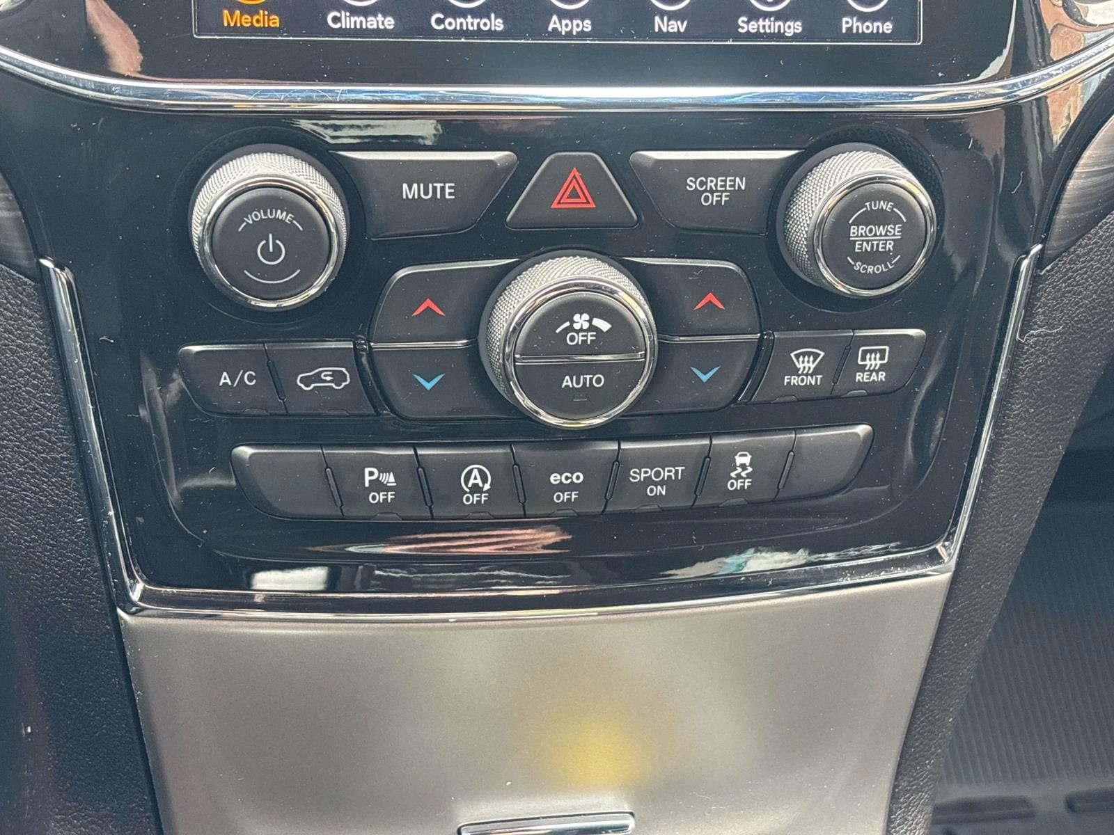 2022 Jeep Grand Cherokee WK Laredo X - Photo 19