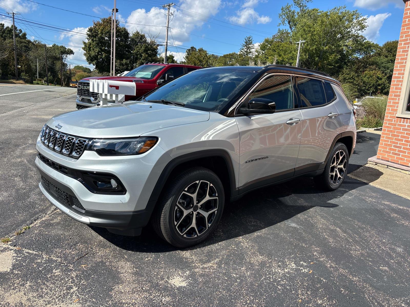 2026 Jeep Compass LIMITED 4X4 Sport Utility