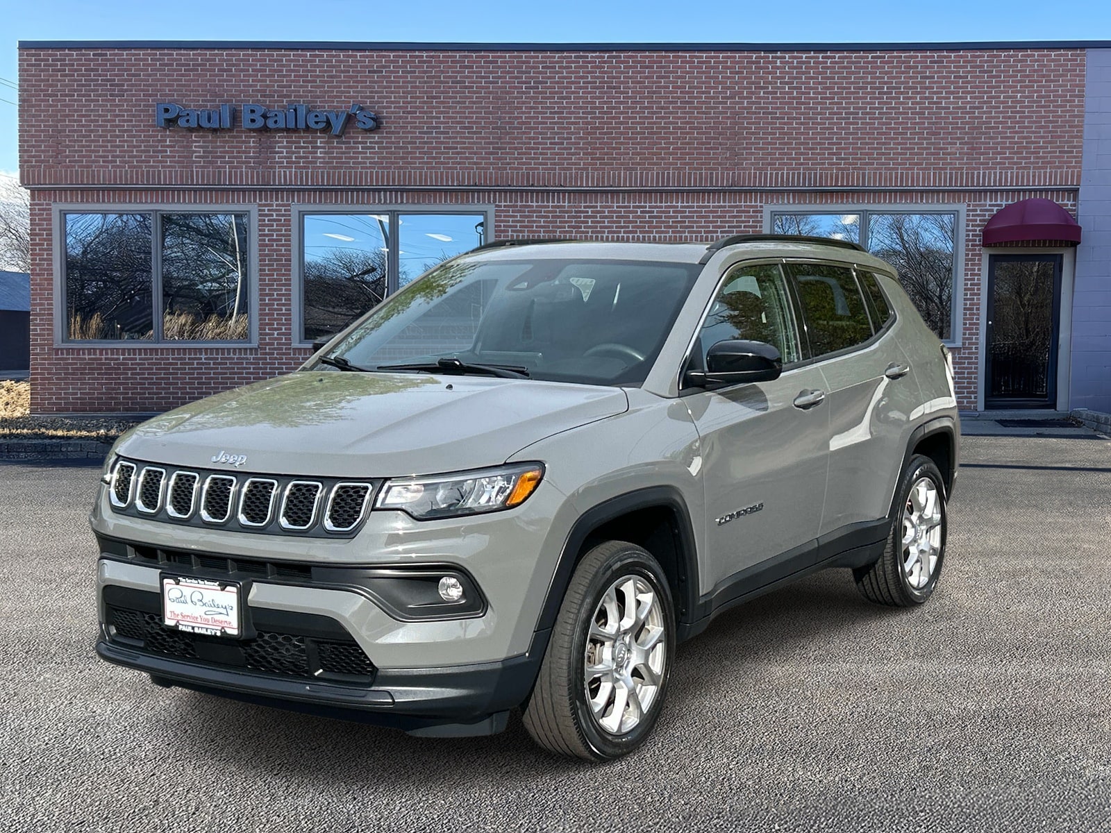 2023 Jeep Compass Latitude Lux 4X4's photo
