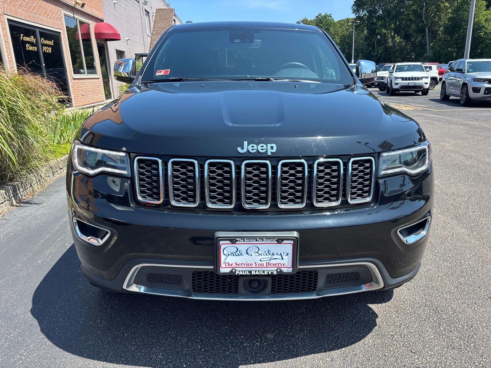 2021 Jeep Grand Cherokee Limited photo 2