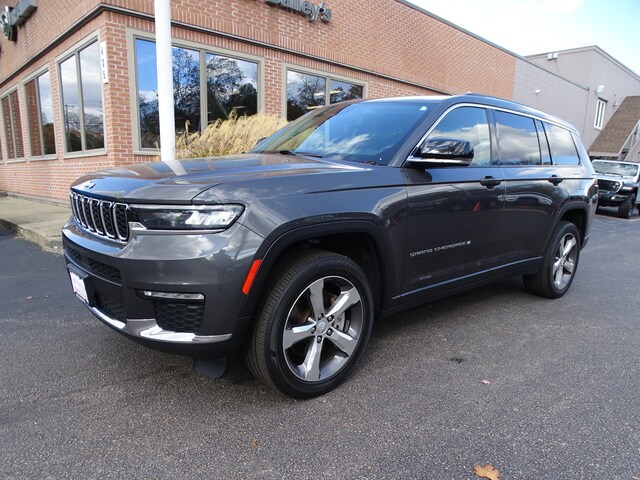 2021 Jeep Grand Cherokee Limited photo 2