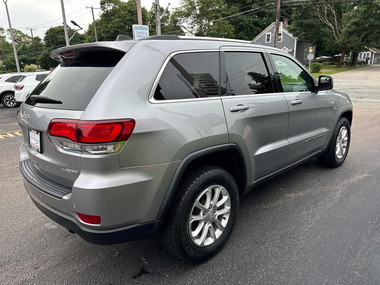 2021 Jeep Grand Cherokee Laredo E Sport photo 4