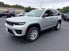 2025 Jeep Grand Cherokee LAREDO X 4X4 Sport Utility