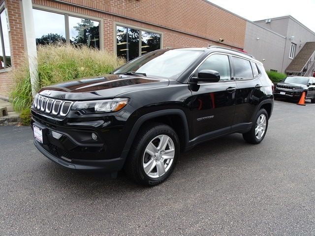 Used 2022 Jeep Compass Latitude with VIN 3C4NJDBB6NT109758 for sale in North Kingstown, RI