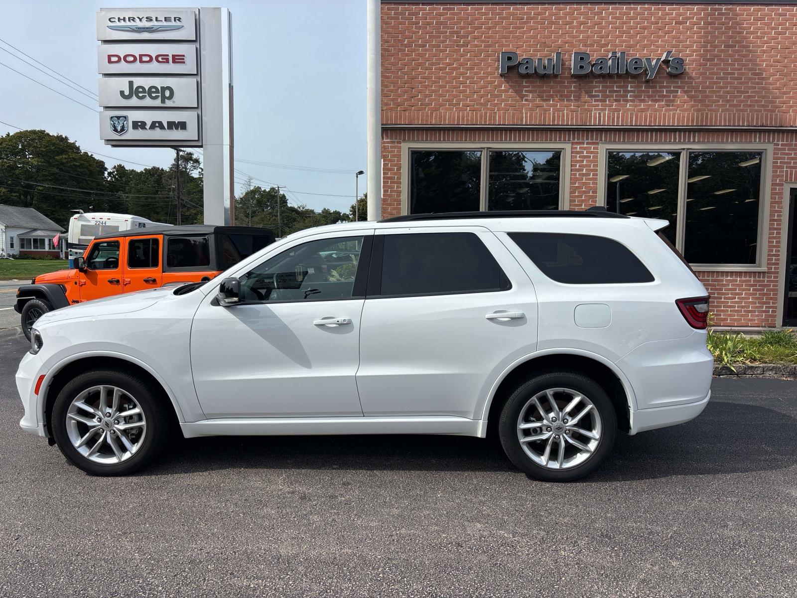 2024 Dodge Durango GT photo 3