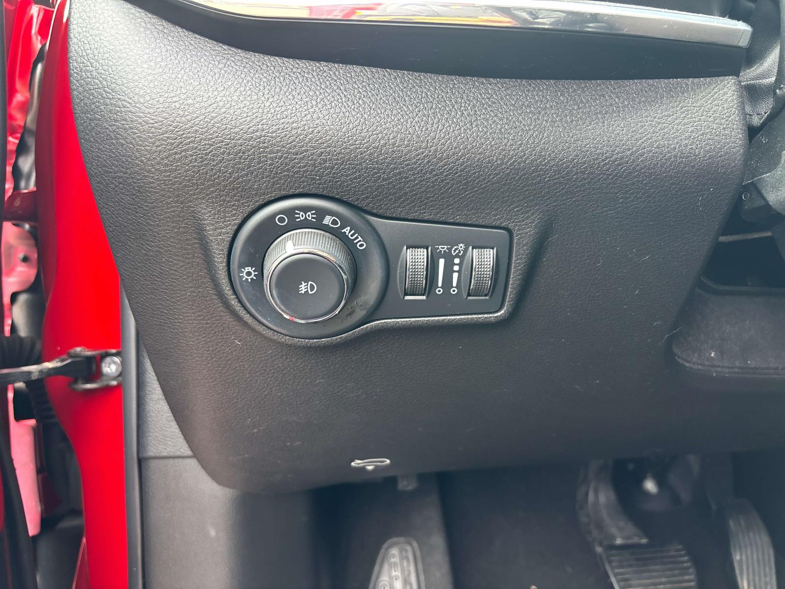 2022 Jeep Compass (RED) Edition - Photo 15