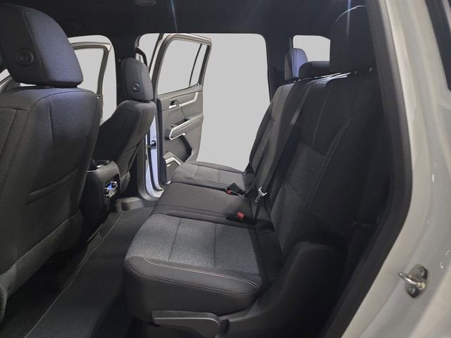2026 GMC Acadia Elevation - Photo 16
