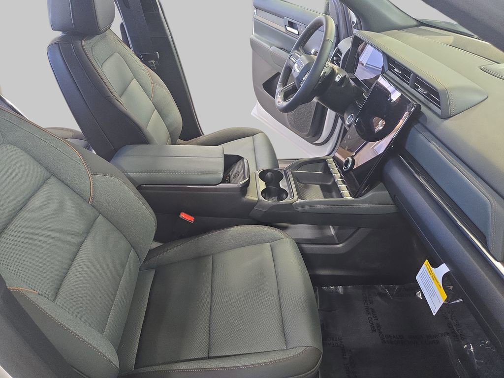 2026 GMC Terrain AT4 - Photo 9