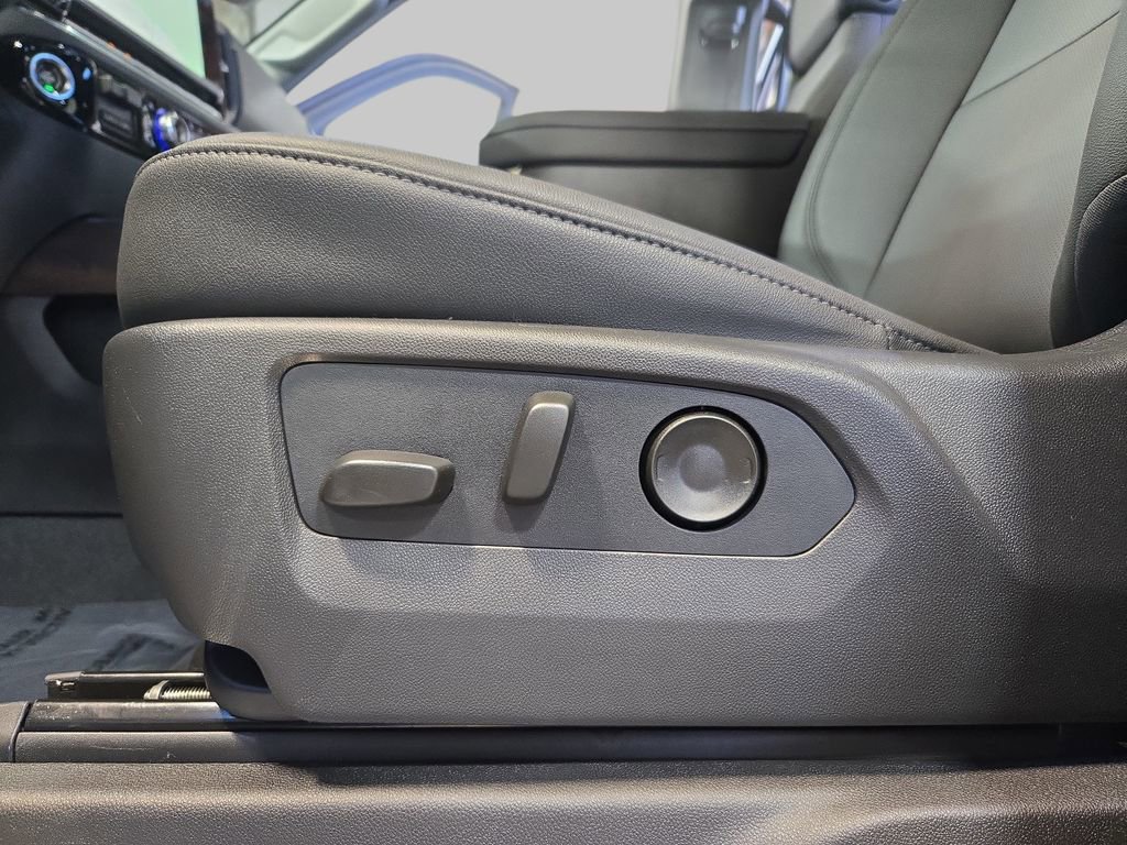 2026 GMC Sierra 1500 SLT - Photo 30