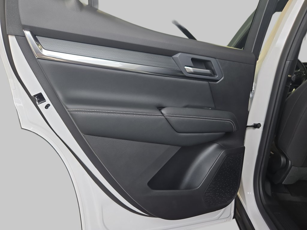 2027 GMC Terrain Elevation - Photo 16