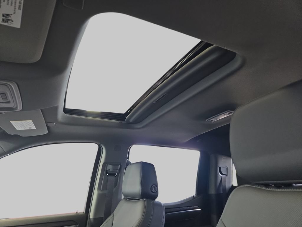 2026 GMC Sierra 1500 SLT - Photo 28
