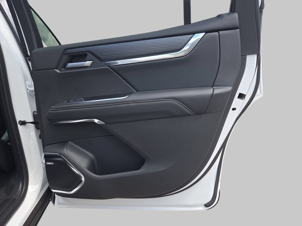 2026 GMC Acadia Elevation - Photo 13