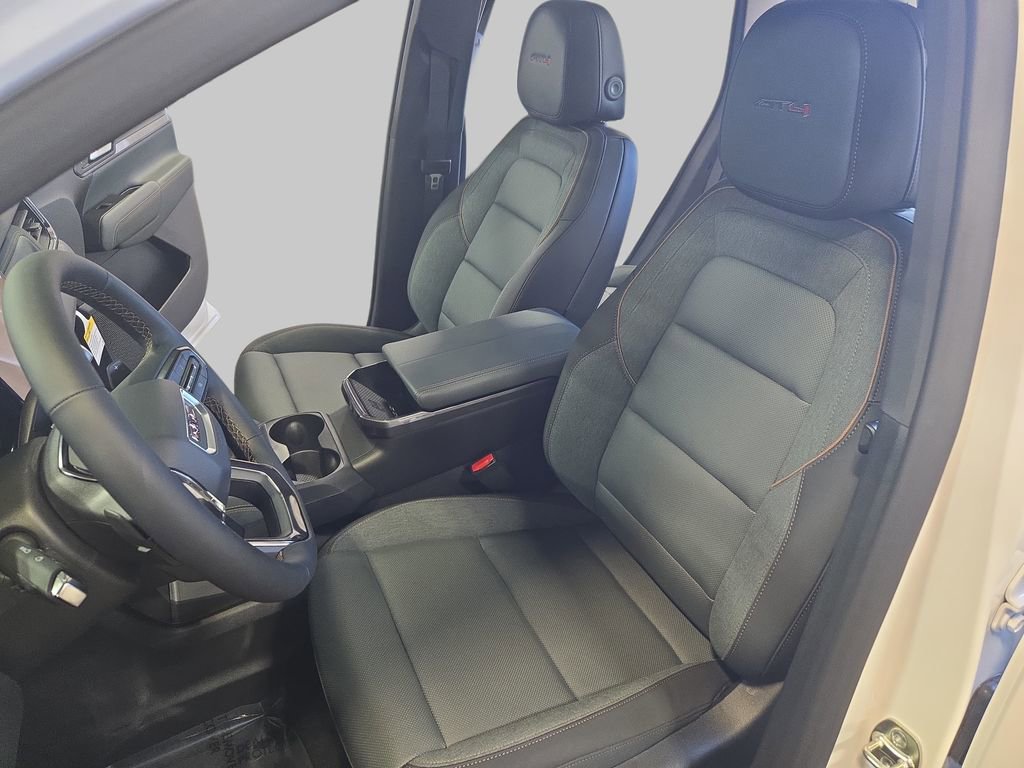 2026 GMC Terrain AT4 - Photo 17