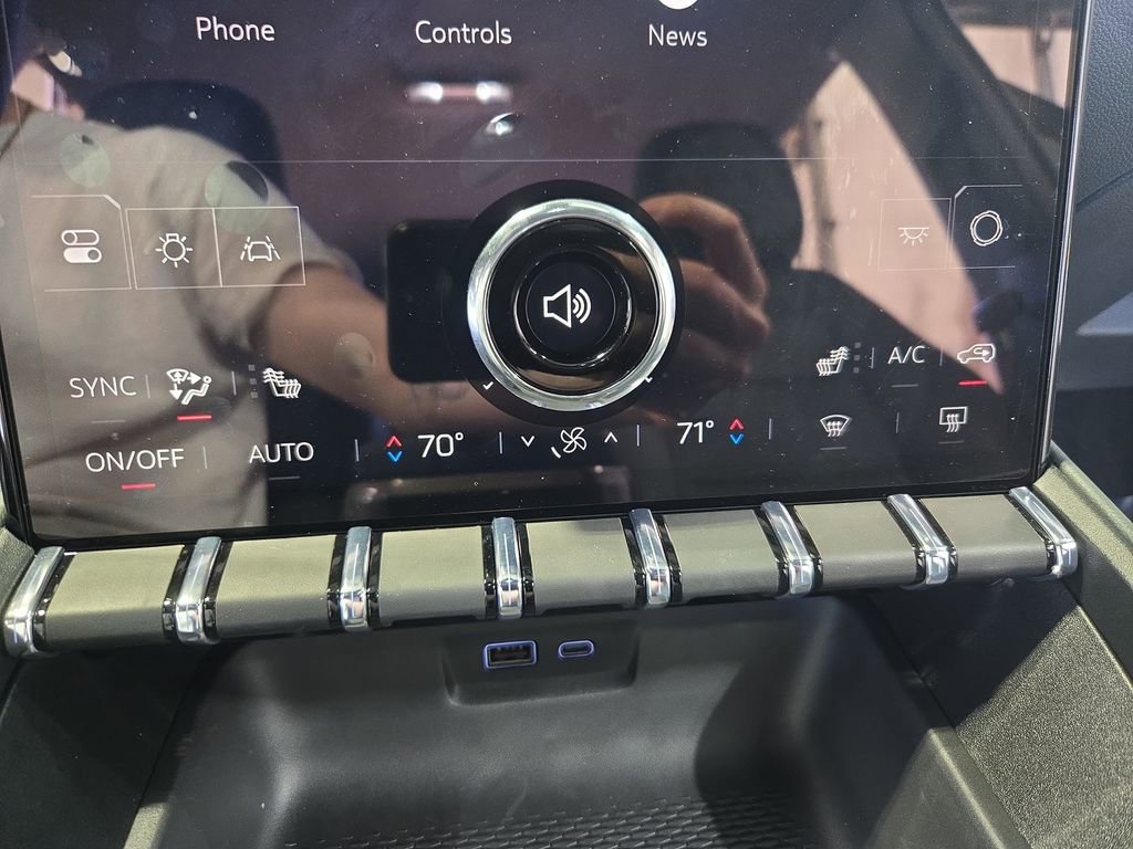 2026 GMC Terrain AT4 - Photo 24