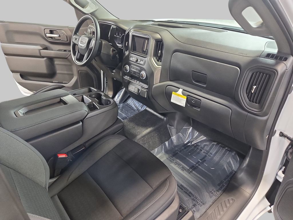 2026 GMC Sierra 1500 Pro - Photo 9