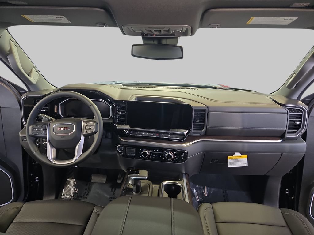 2026 GMC Sierra 1500 SLT - Photo 9