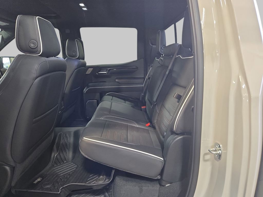 2026 GMC Sierra 1500 AT4X - Photo 15