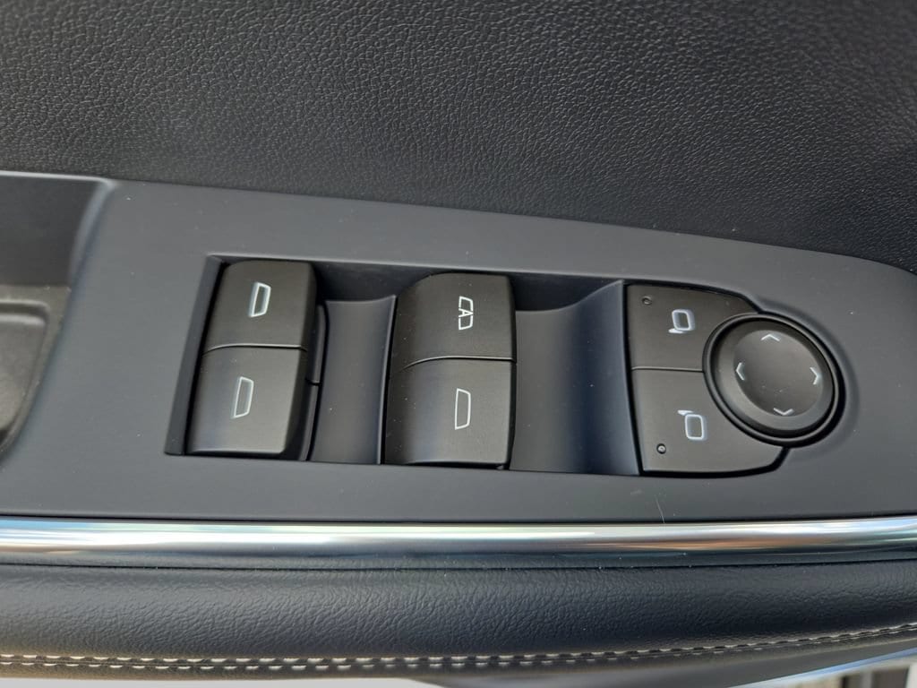 2026 GMC Acadia Elevation - Photo 32