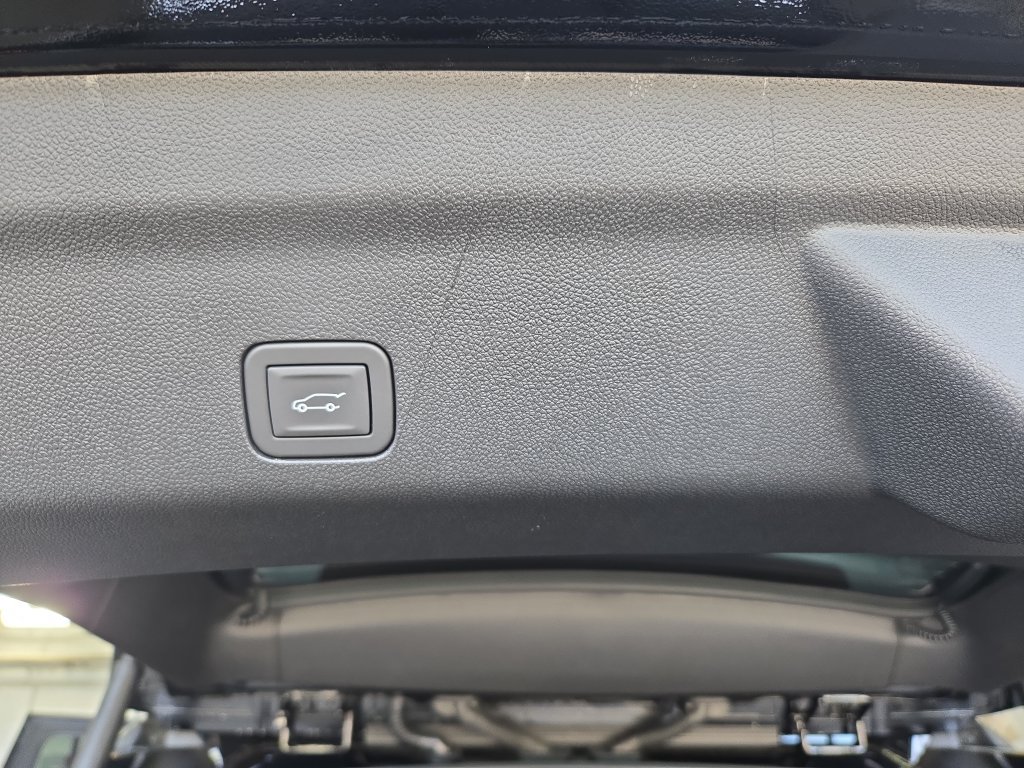 2026 GMC Yukon XL Elevation - Photo 16